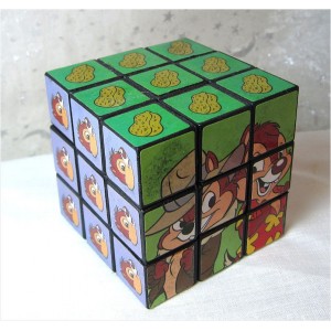 Tic et Tac Magic cube ou Rubik’s cube.