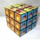 Tic et Tac Magic cube ou Rubik’s cube.