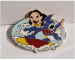 Pin's Lilo et  Stitch surf TRES RARE