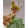 Fée Clochette  Tinker Bell assise sur une feuille